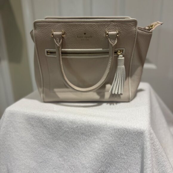 Gorgeous taupe Kate Spade - Picture 2 of 2